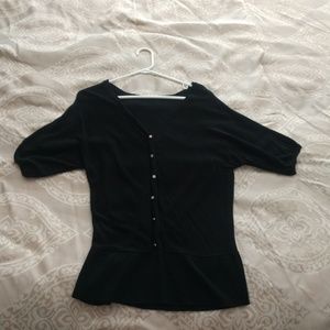 Short sleeve sweater